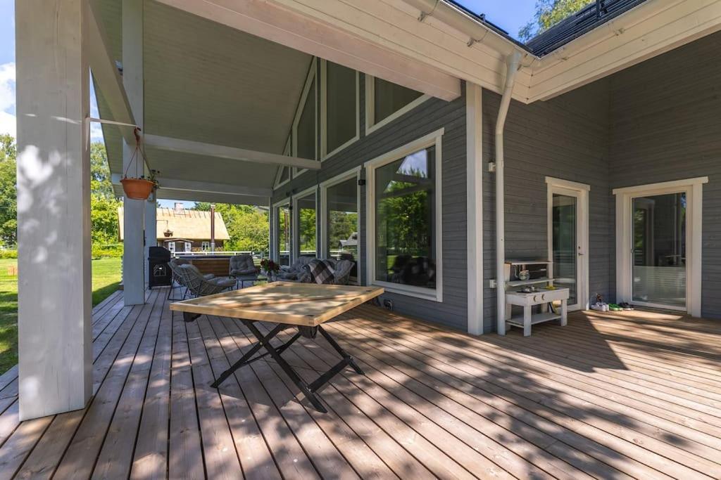Modern Villa With Sauna & Hot Tub Hiiumaa Exterior photo
